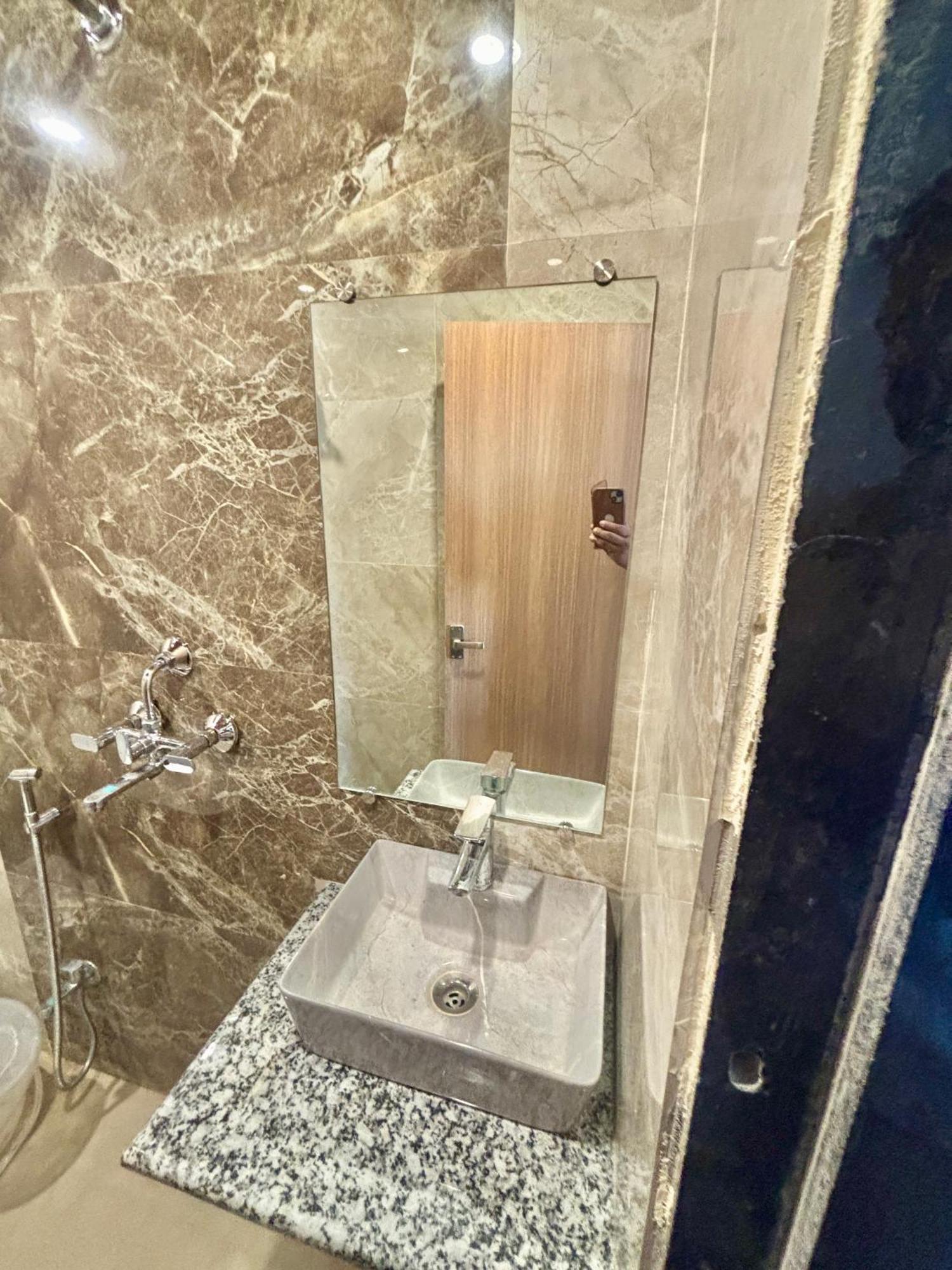 Chitrakoot Residency Aparthotel Ουνταϊπούρ Εξωτερικό φωτογραφία
